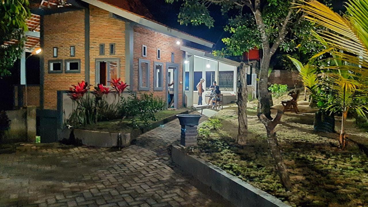 Kelapa Gading Villas Баньюванги Экстерьер фото